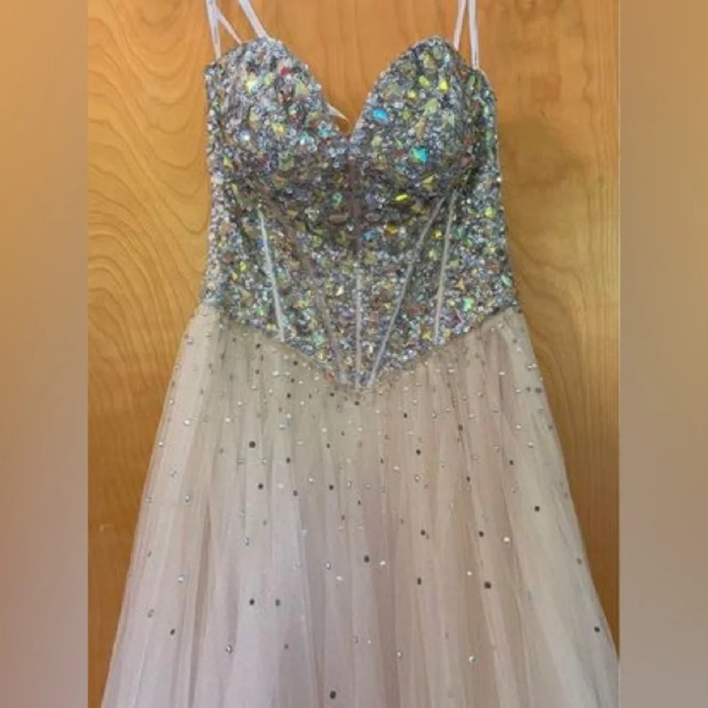 Tiffany Champagne Prom Gown Size 10 (Would fit 8) - Picture 1 of 9